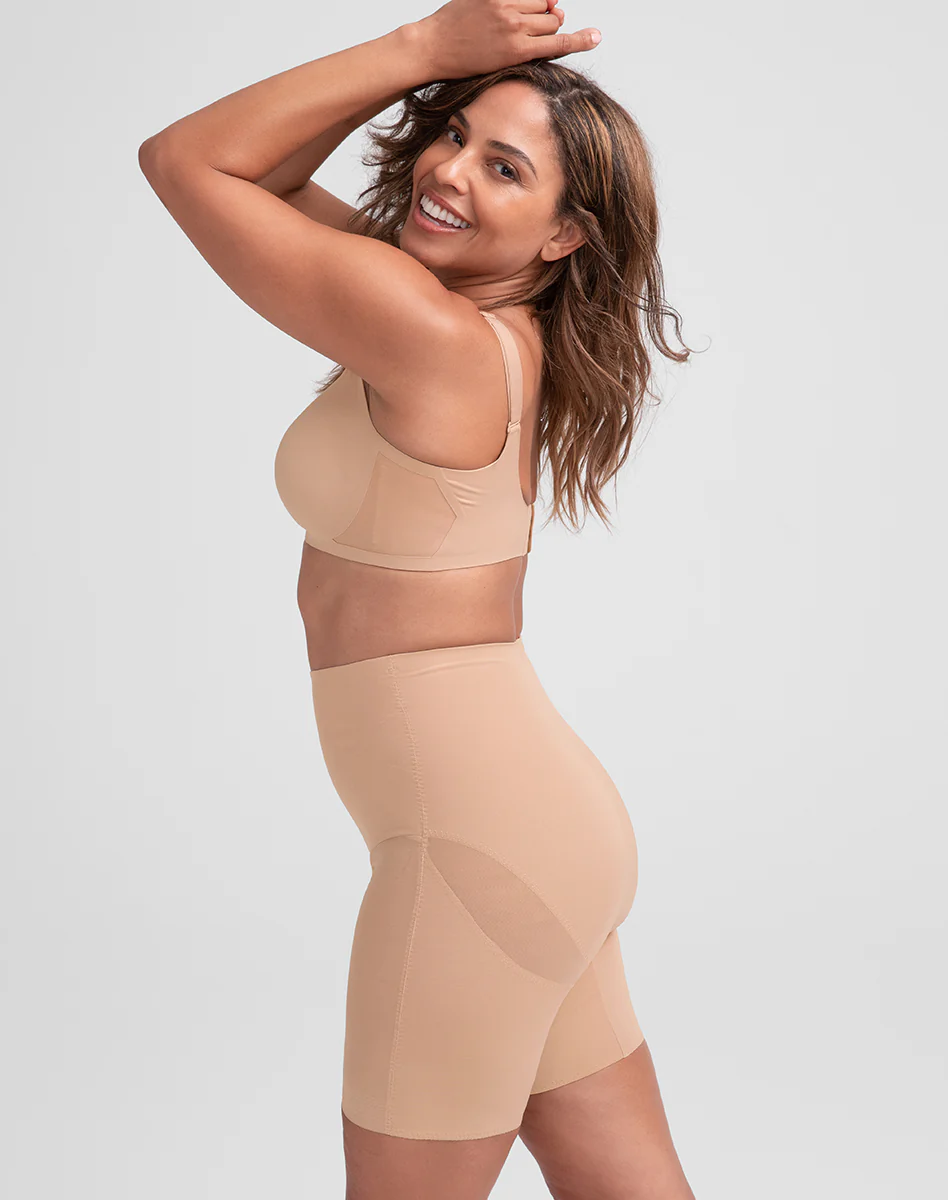 Mid-Waist Short - Image 18